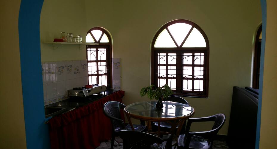 Agnelos Guest House, Goa 4